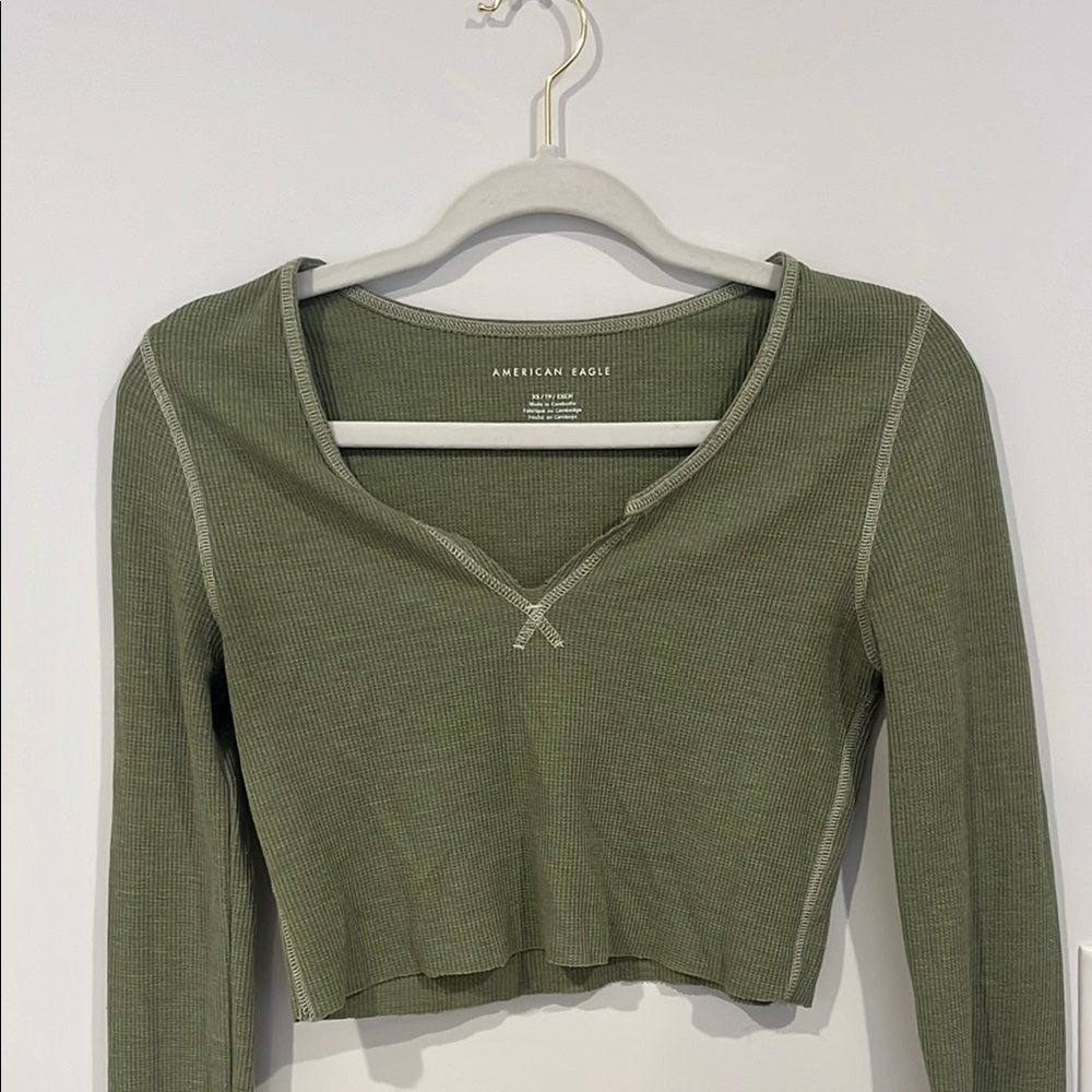 American Eagle Outfitters Women's Green Long Sleeve Top